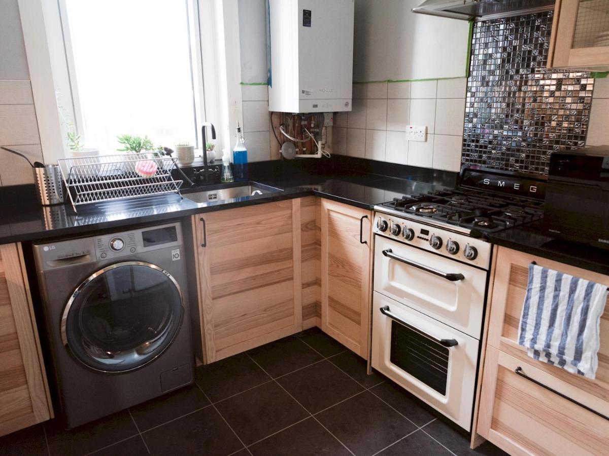 Pass The Keys Cozy Two Bed Flat Near Glasgow Airport & 페이즐리 외부 사진