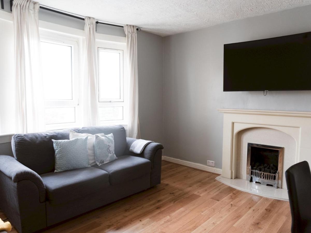 Pass The Keys Cozy Two Bed Flat Near Glasgow Airport & 페이즐리 외부 사진