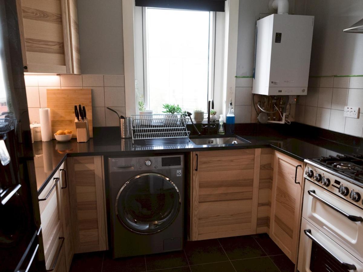 Pass The Keys Cozy Two Bed Flat Near Glasgow Airport & 페이즐리 외부 사진
