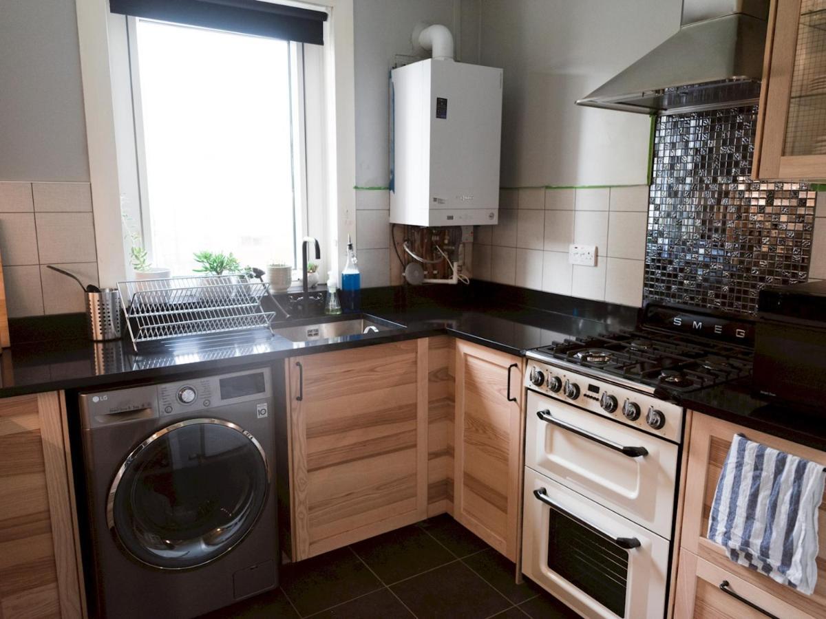 Pass The Keys Cozy Two Bed Flat Near Glasgow Airport & 페이즐리 외부 사진